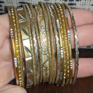 Ladies Bangle Set